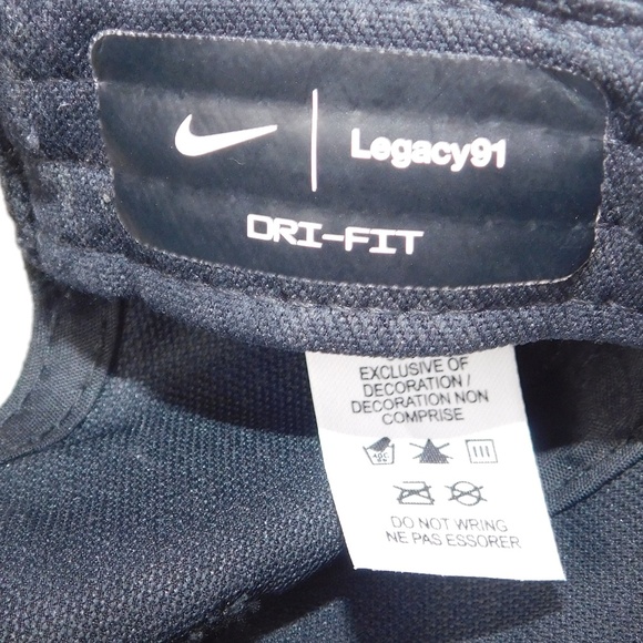Nike Dri-FIT Legacy91 Adjustable Hat | Black | Unisex | Classic Swoosh Cap - Picture 4 of 6
